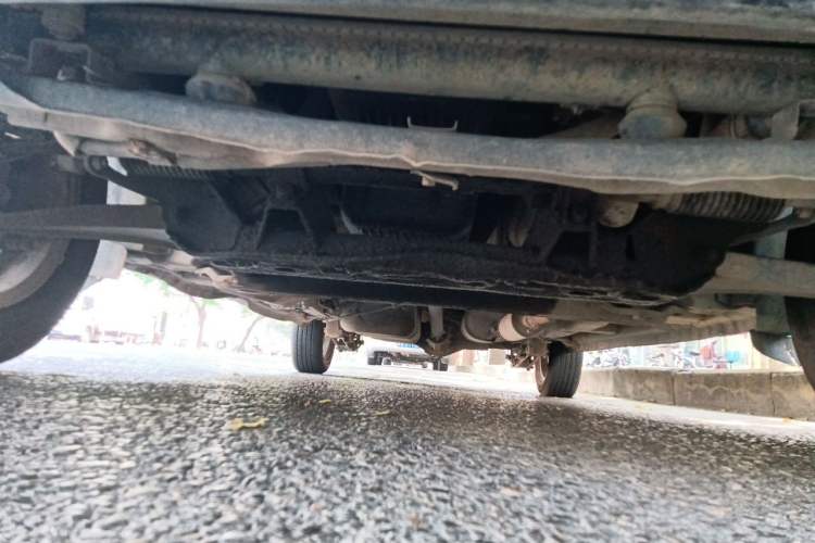 Used Wuling Hongguang 2010 1.4L Luxury Model Chassis Front