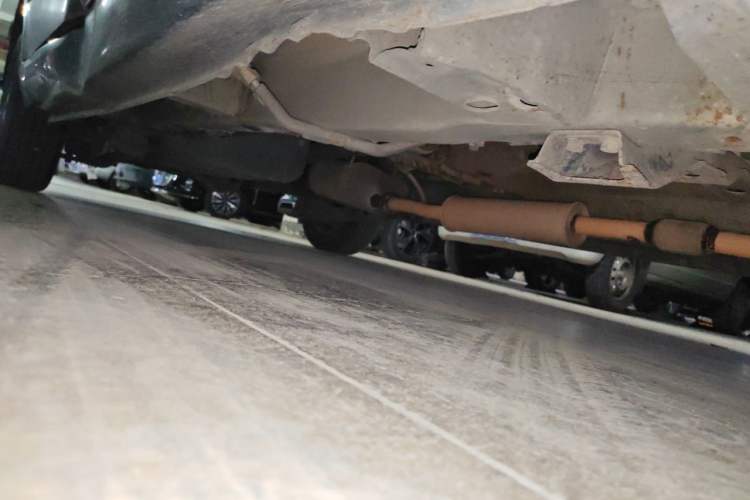 Used Wuling Hongguang 2010 1.4L Comfort Version Chassis Front Right