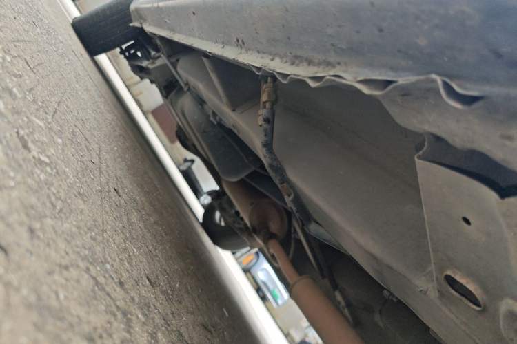 Used Wuling Hongguang 2010 1.4L Comfort Version Chassis Front Right