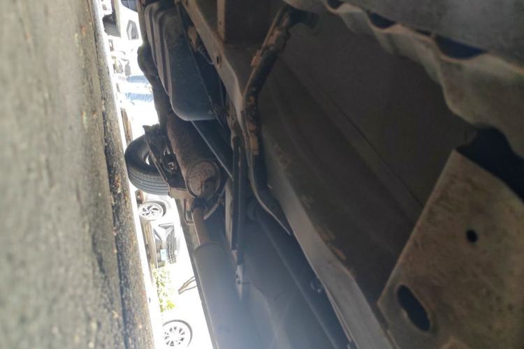 Used Wuling Hongguang 2010 1.4L Comfort Version Chassis Front Right
