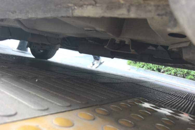 Used Wuling Hongguang 2010 1.2L Standard Version China IV Chassis Front Right