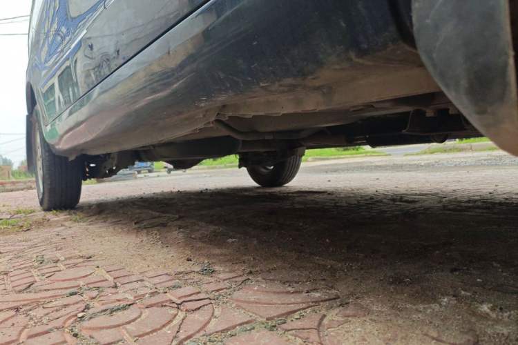 Used Wuling Hongguang 2010 1.4L Standard Version Chassis Front Right