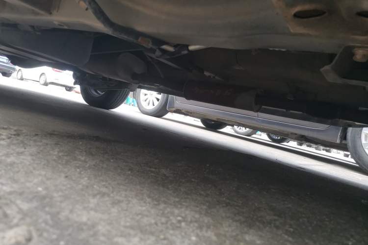 Used Wuling Hongguang 2010 1.4L Luxury Model Chassis Front Right