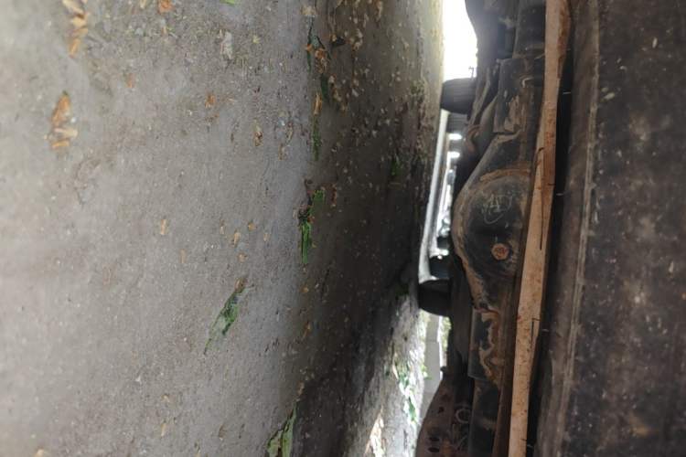 Used Wuling Hongguang 2010 1.4L Luxury Model Chassis Front Right