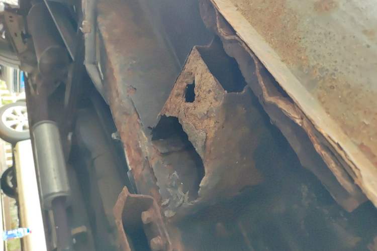 Used Wuling Hongguang 2010 1.2L Standard Version China IV Chassis Front Right