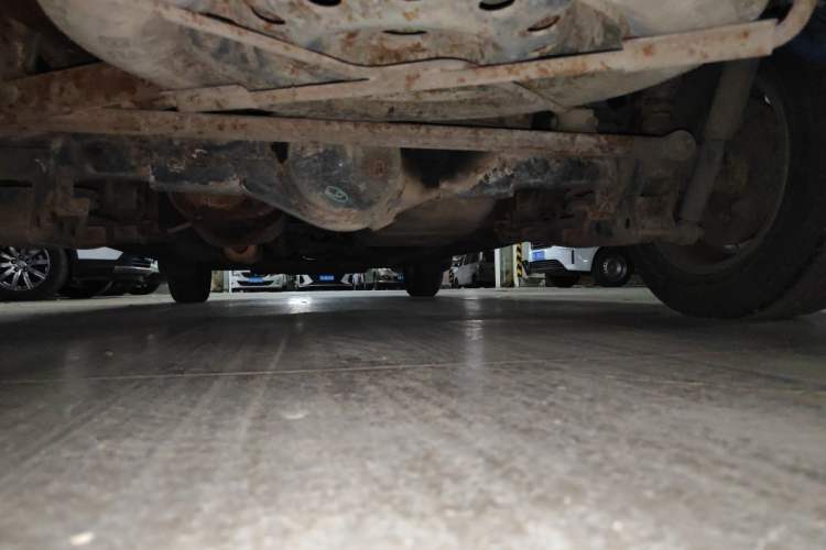Used Wuling Hongguang 2010 1.4L Comfort Version Chassis Rear