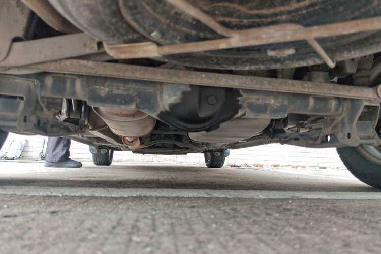 Used Wuling Hongguang 2010 1.4L Comfort Version Chassis Rear