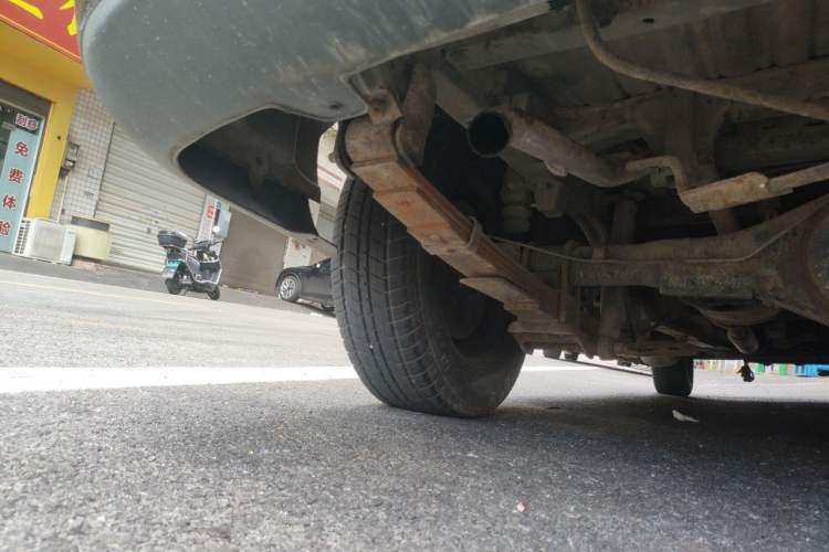 Used Wuling Hongguang 2010 1.2L Base Version China IV Standard Chassis Rear Left