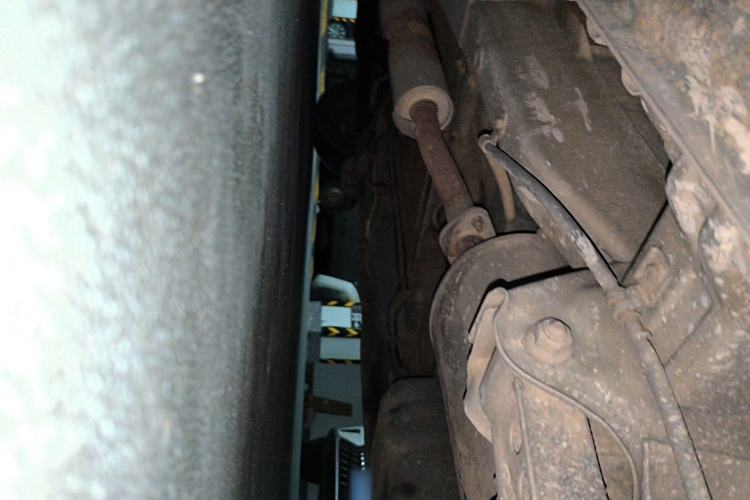 Used Wuling Hongguang 2010 1.4L Standard Version Chassis Rear Left