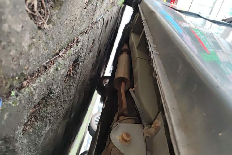 Used Wuling Hongguang 2010 1.4L Luxury Model Chassis Rear Left