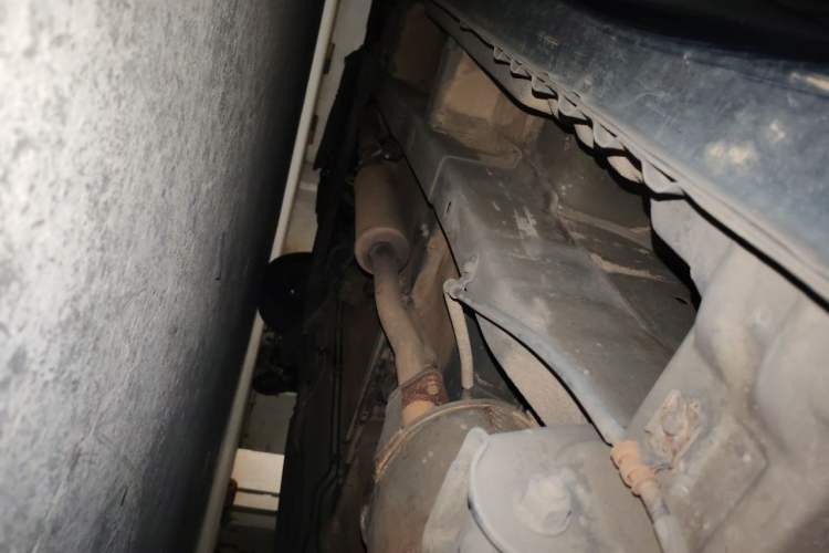 Used Wuling Hongguang 2010 1.4L Standard Version Chassis Rear Left