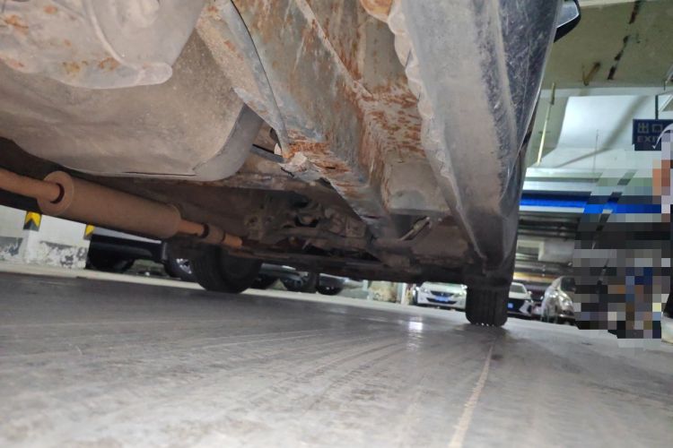 Used Wuling Hongguang 2010 1.4L Comfort Version Chassis Rear Right