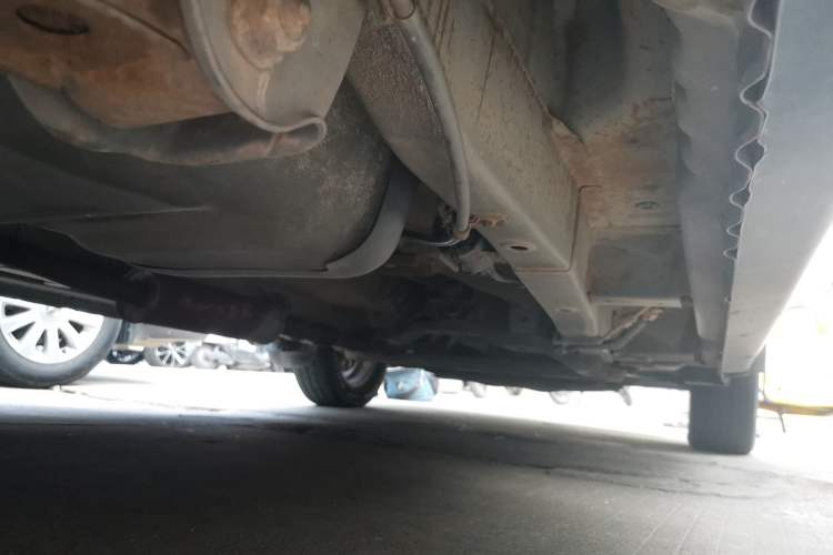 Used Wuling Hongguang 2010 1.4L Luxury Model Chassis Rear Right