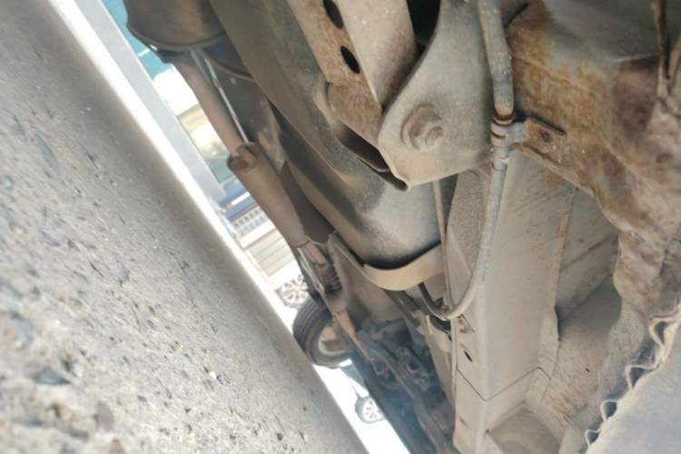 Used Wuling Hongguang 2010 1.4L Luxury Model Chassis Rear Right