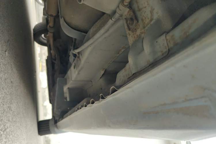 Used Wuling Hongguang 2010 1.4L Comfort Version Chassis Rear Right