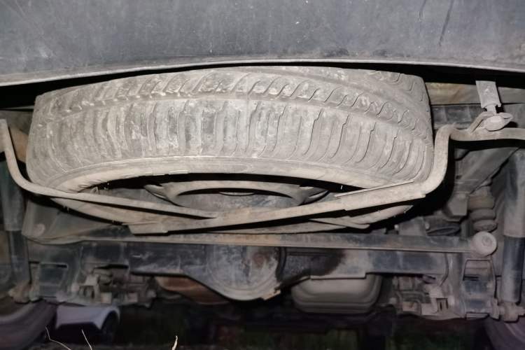 Used Wuling Hongguang 2010 1.4L Comfort Version Chassis Rear
