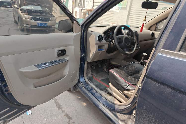 Used Wuling Hongguang 2010 1.2L Standard Version China IV Driver Seat