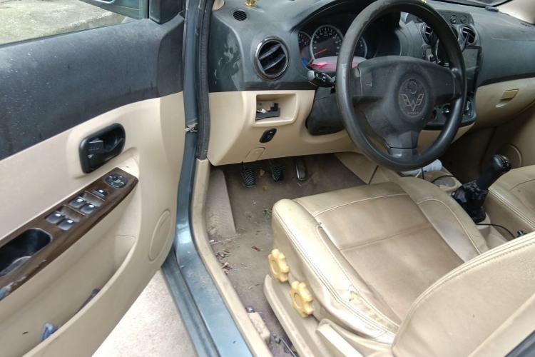 Used Wuling Hongguang 2010 1.4L Standard Version Driver Seat