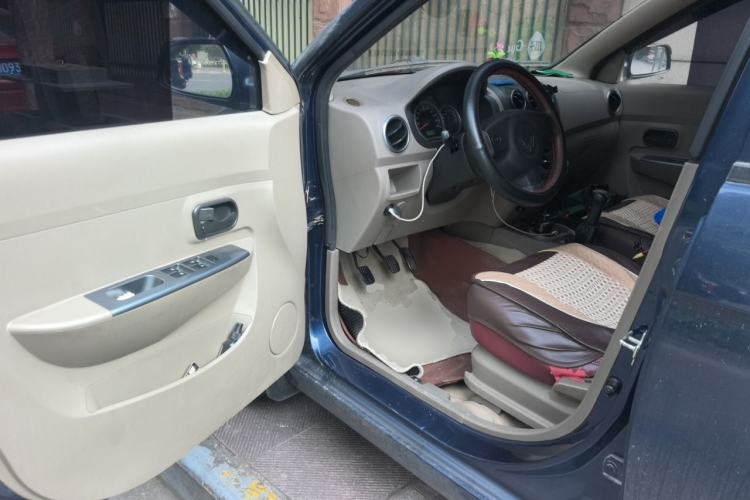 Used Wuling Hongguang 2010 1.2L Standard Version China IV Driver Seat