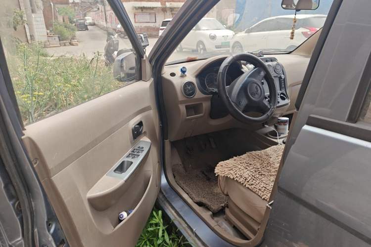Used Wuling Hongguang 2010 1.2L Practical Version China IV Driver Seat