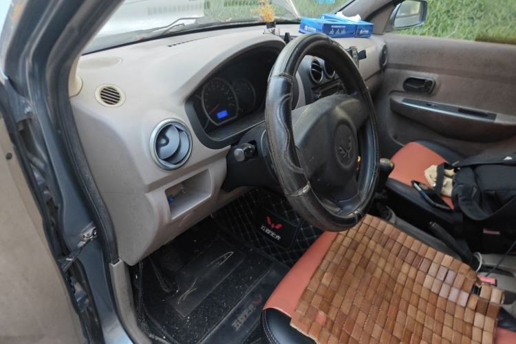 Used Wuling Hongguang 2010 1.4L Comfort Version Driver Seat