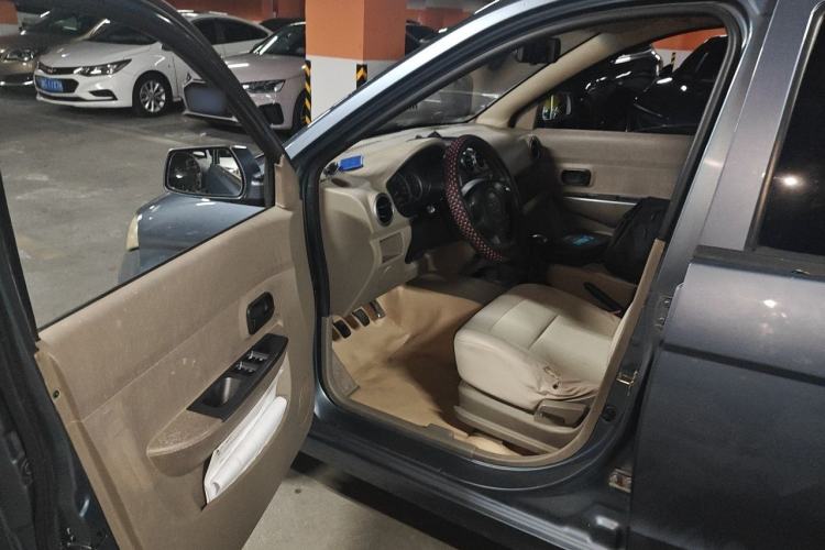 Used Wuling Hongguang 2010 1.4L Standard Version Driver Seat