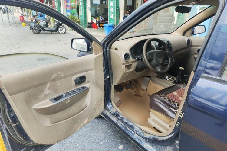 Used Wuling Hongguang 2010 1.4L Comfort Version Driver Seat
