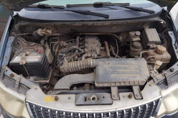 Used Wuling Hongguang 2010 1.4L Comfort Version Engine Bay