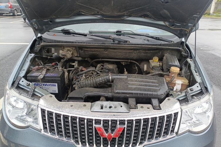 Used Wuling Hongguang 2010 1.4L Luxury Model Engine Bay