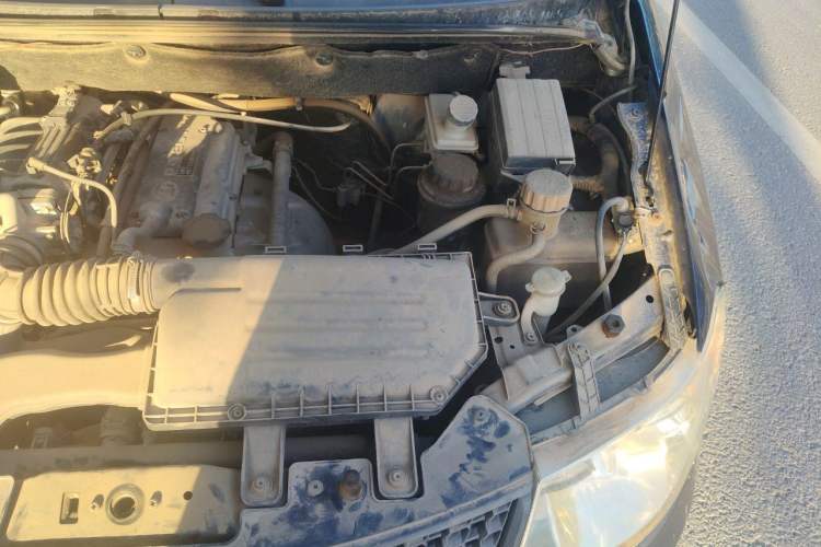 Used Wuling Hongguang 2010 1.2L Standard Version China IV Engine Bay Left
