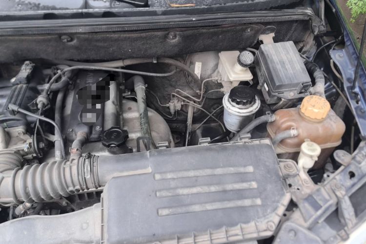 Used Wuling Hongguang 2010 1.2L Base Version China IV Standard Engine Bay Left