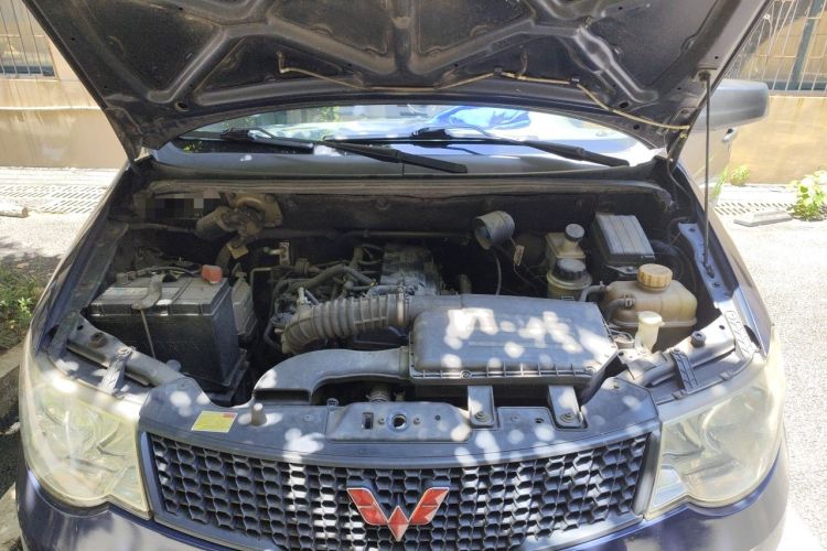 Used Wuling Hongguang 2010 1.4L Base Version Engine Bay