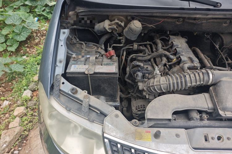 Used Wuling Hongguang 2010 1.4L Comfort Version Engine Bay Right