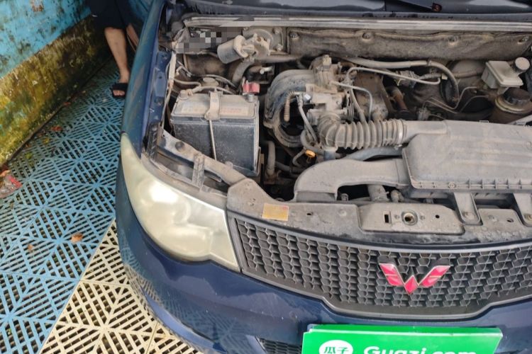 Used Wuling Hongguang 2010 1.2L Base Version China IV Standard Engine Bay Right