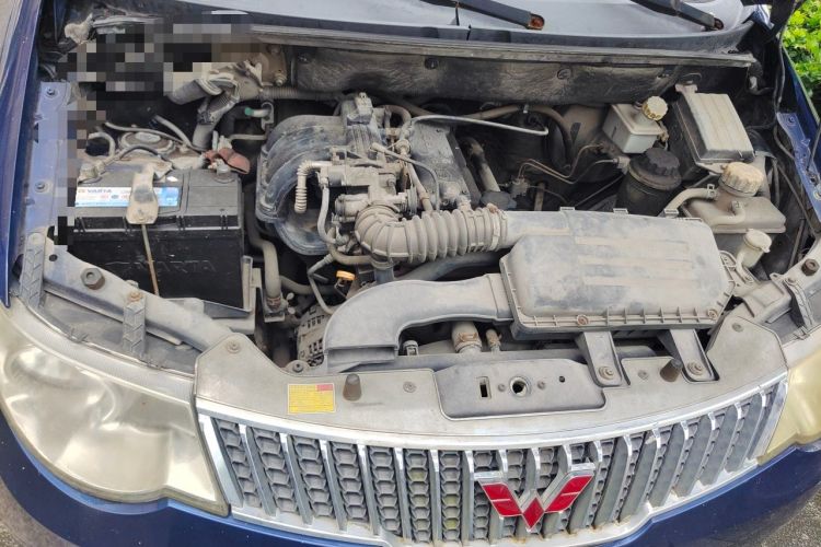 Used Wuling Hongguang 2010 1.2L Comfort Edition China IV Engine Bay