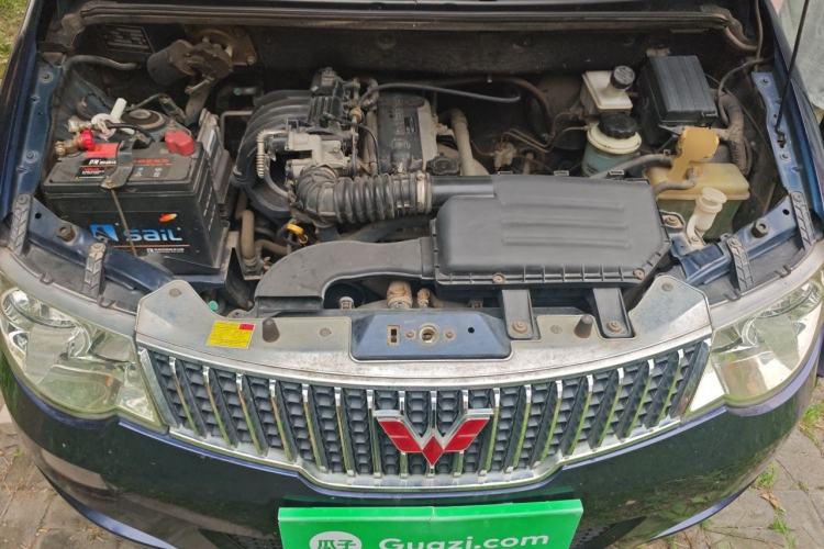 Used Wuling Hongguang 2010 1.2L Comfort Edition China IV Engine Bay