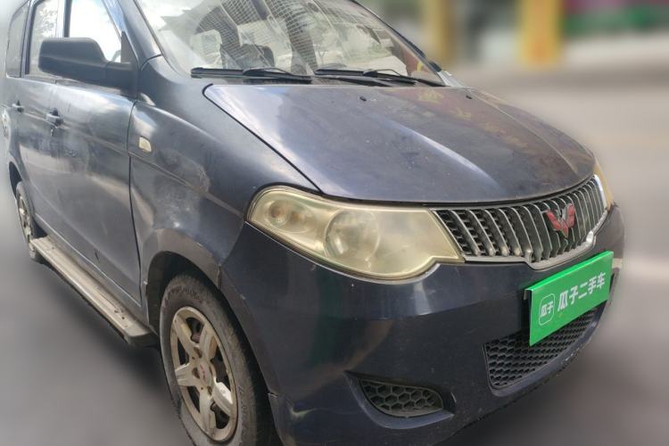 Used Wuling Hongguang 2010 1.2L Base Version China IV Standard Front Right 45 Deg