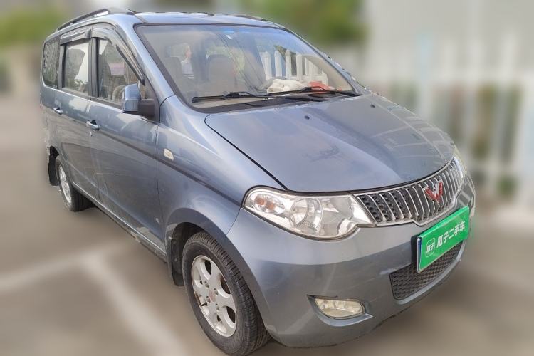Used Wuling Hongguang 2010 1.2L Comfort Edition China IV Front Right 45 Deg