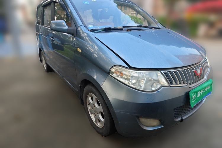 Used Wuling Hongguang 2010 1.4L Comfort Version Front Right 45 Deg