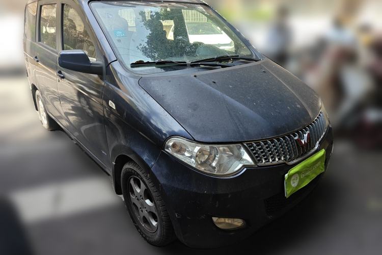 Used Wuling Hongguang 2010 1.4L Luxury Model Front Right 45 Deg