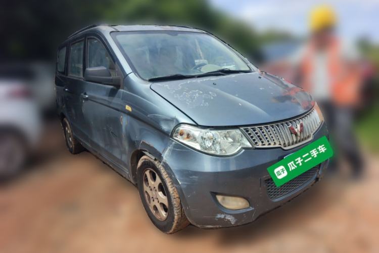 Used Wuling Hongguang 2010 1.2L Comfort Edition China IV Front Right 45 Deg