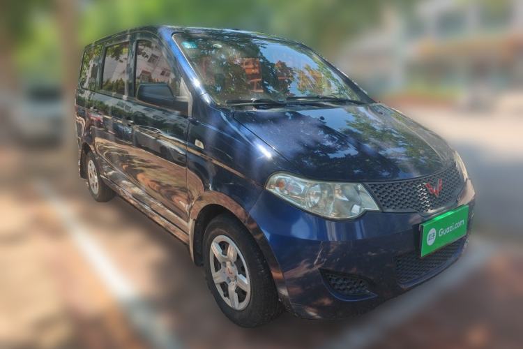 Used Wuling Hongguang 2010 1.2L Base Version China IV Standard Front Right 45 Deg