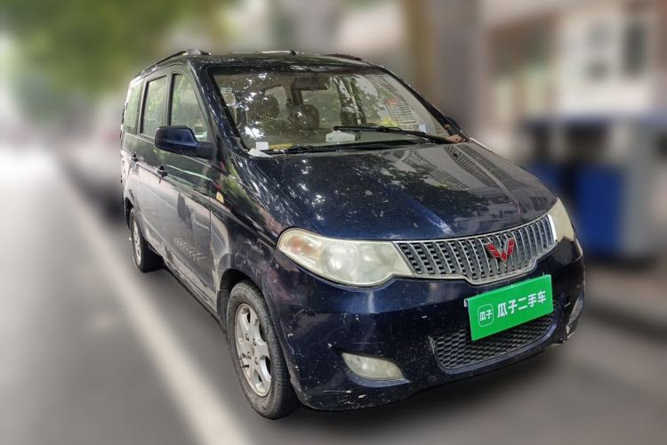 Used Wuling Hongguang 2010 1.2L Comfort Edition China IV Front Right 45 Deg