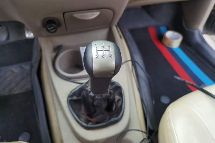 Used Wuling Hongguang 2010 1.4L Comfort Version Gear Lever