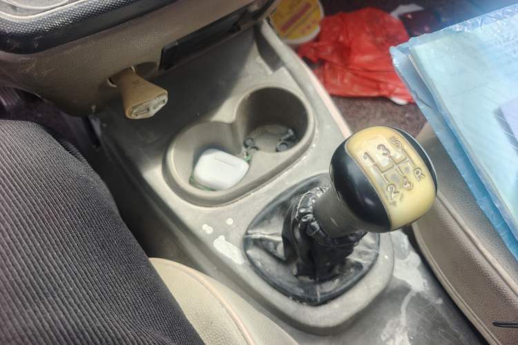 Used Wuling Hongguang 2010 1.2L Comfort Edition China IV Gear Lever