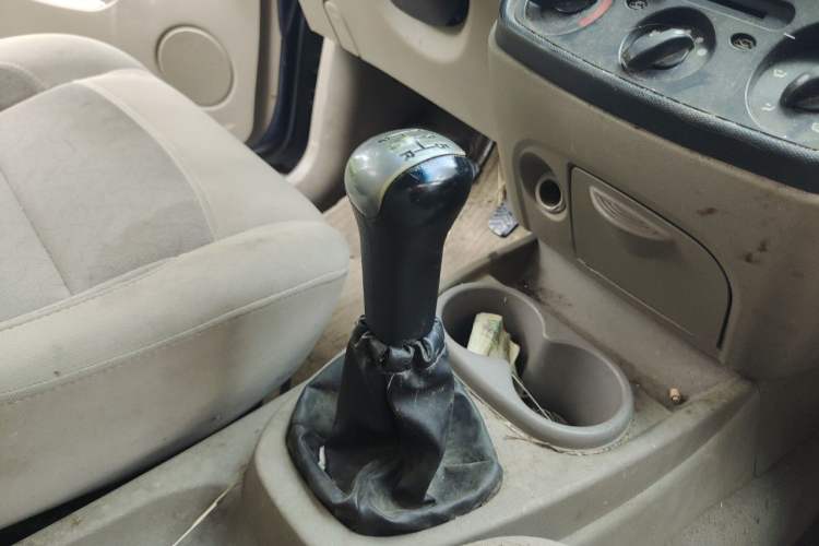 Used Wuling Hongguang 2010 1.2L Comfort Edition China IV Gear Lever