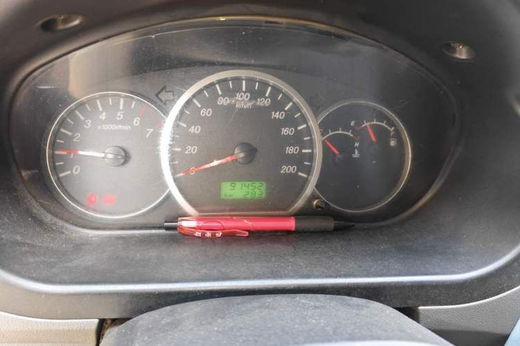 Used Wuling Hongguang 2010 1.2L Base Version China IV Standard Instrument Cluster