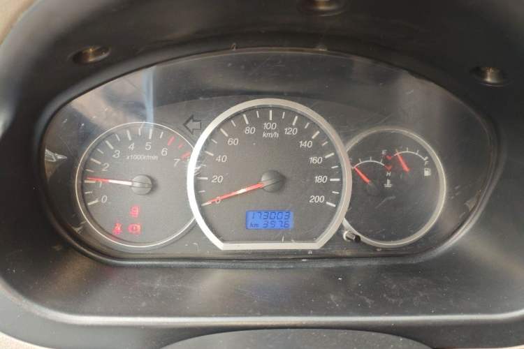 Used Wuling Hongguang 2010 1.2L Comfort Edition China IV Instrument Cluster