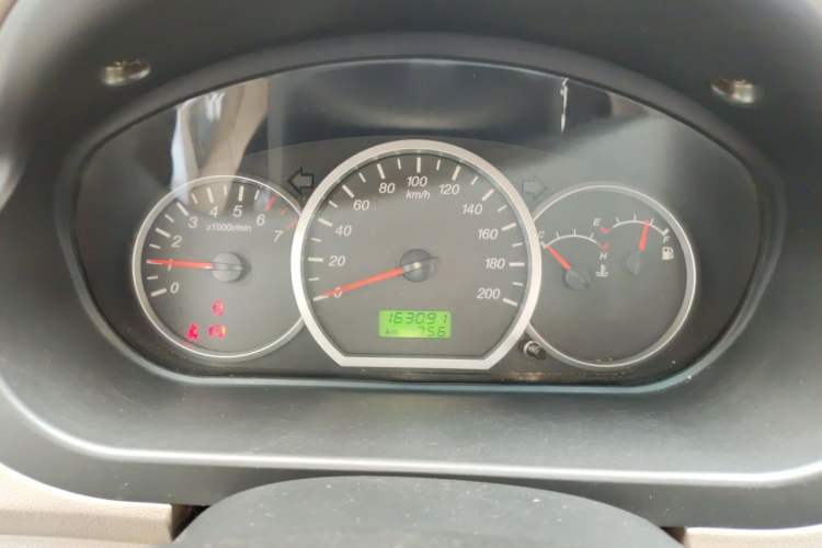 Used Wuling Hongguang 2010 1.2L Standard Version China IV Instrument Cluster