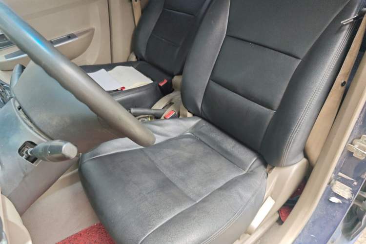 Used Wuling Hongguang 2010 1.4L Comfort Version Left Front Seat